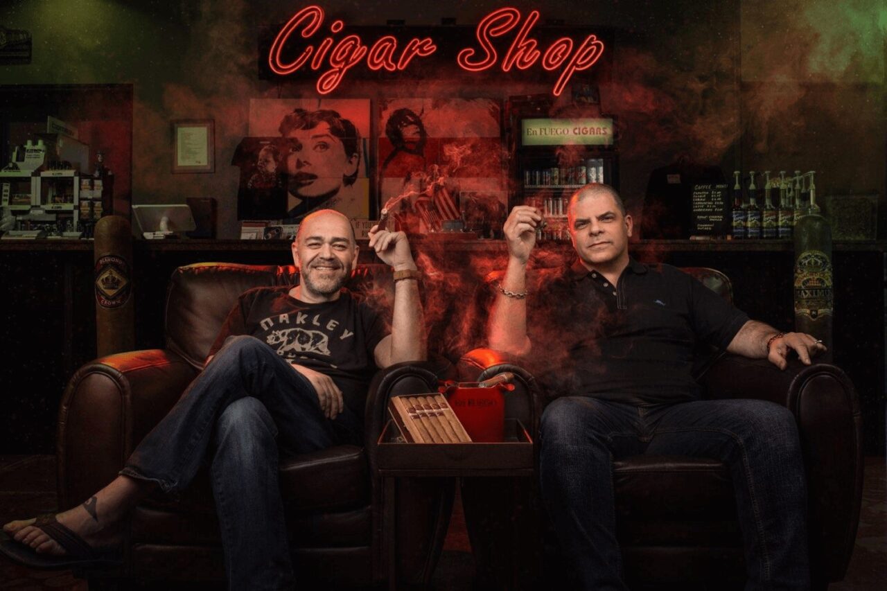 Cigar Lounges En Fuego Cigars & Lounge